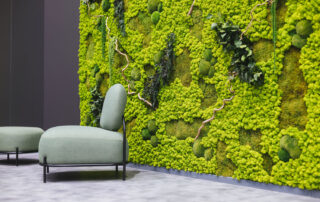 Showroom – Gewiss S.pA. – Logo in Moss colore personalizzato e Parete in Moss modello Jungle Wall Custom – by Verde Passione