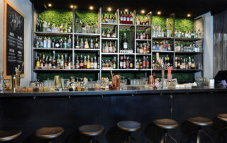 Ho.re.ca – Locale a Monza – Pareti in Moss Modello Nordic Plus – by Verde Passione