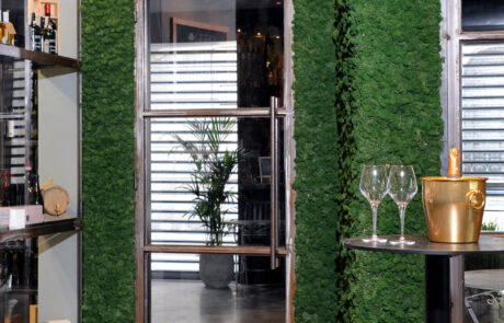 Ho.re.ca – Locale a Monza – by Verde Passione Ho.re.ca – Locale a Monza – Pareti in Moss Modello Nordica – by Verde Passione