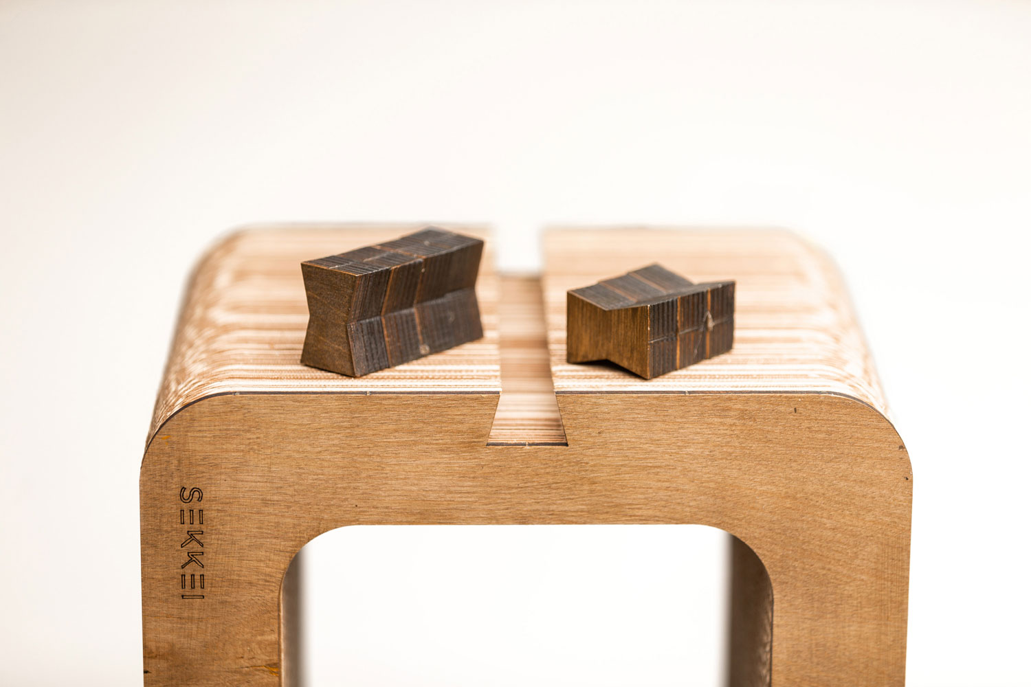 Linea RiciclaMoss! – Libreria Bifacciale Componibile Green Passion – by Verde Passione in collaborazione con Sekkei Linea RiciclaMoss! - Libreria Bifacciale Componibile Green Passion - by Verde Passione in collaborazione con Sekkei