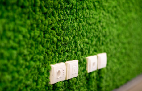 Corporate - TIM - Parete in Moss modello Nordica Logo Lineare - by Verde Passione